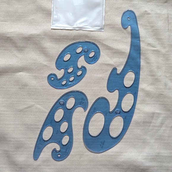 Helix French Curves Ruler Template Set of 3 - Picture 4 of 5